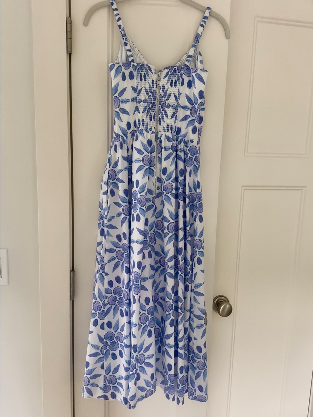 Hill House Home Juliana Blue and White Floral Midi Dress New - Picture 3 of 4